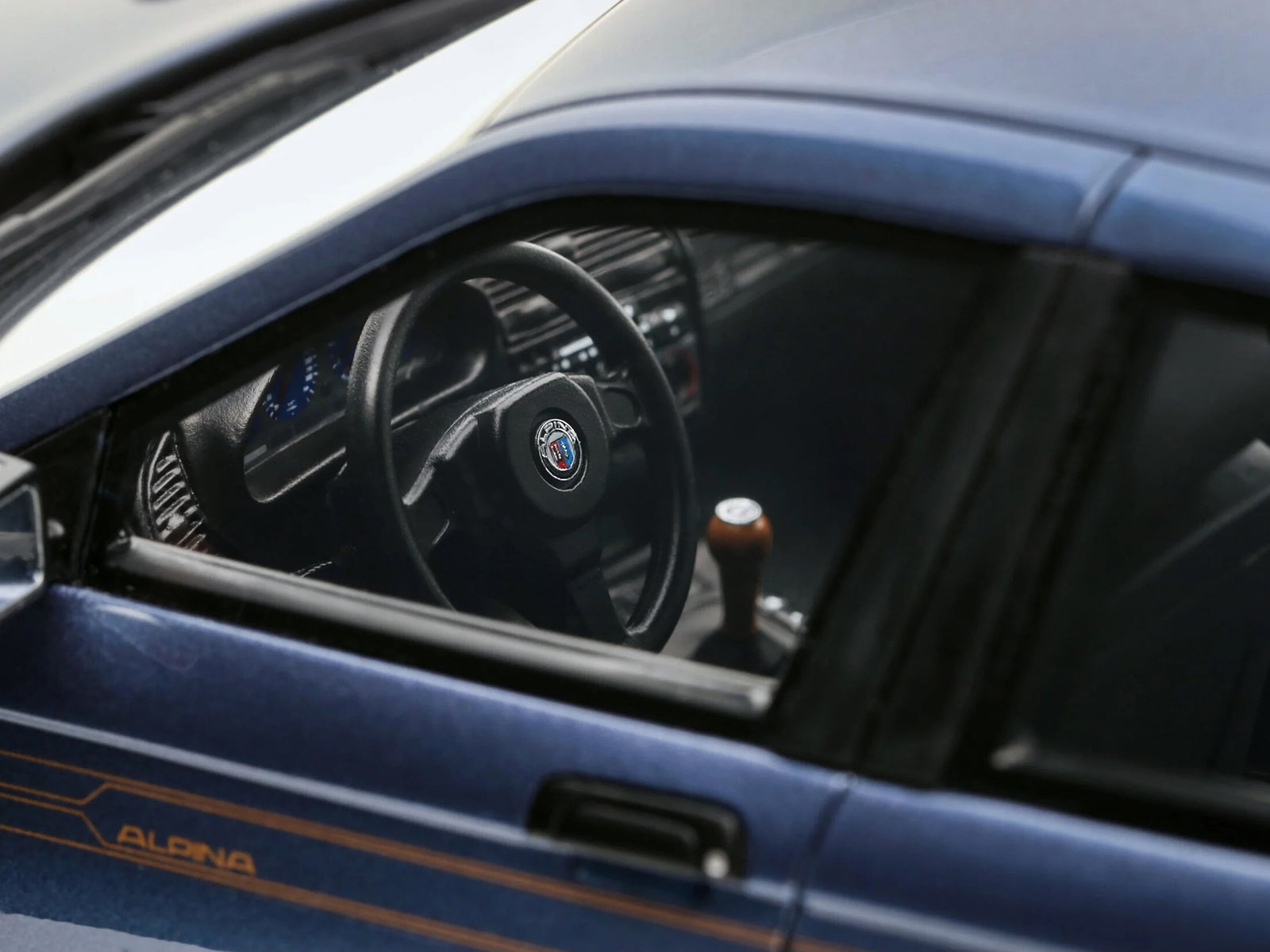 1992 BMW Alpina B6 2.8 Alpina Blue Metallic Limited Edition to 2500 pieces Worldwide 1/18 Model Car by Otto Mobile - image 2