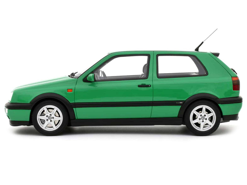 1995 Volkswagen Golf III GTI Salsa Green 1/18 Model Car by Otto Mobile - image 4