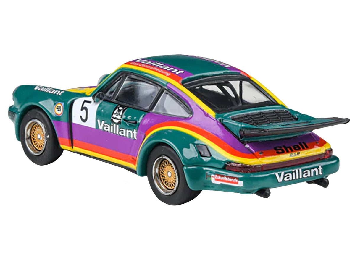 1975 Porsche 911 Carrera RSR 3.0 #5 "Kremer Racing - Vaillant" Green with Stripes 1/64 Diecast Model Car by Paragon Models - image 3