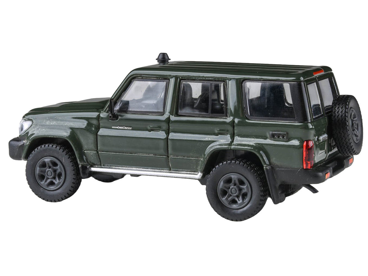 2014 Toyota Land Cruiser LC 76 Military Green 1/64 Diecast Model Car by Paragon Models - image 3