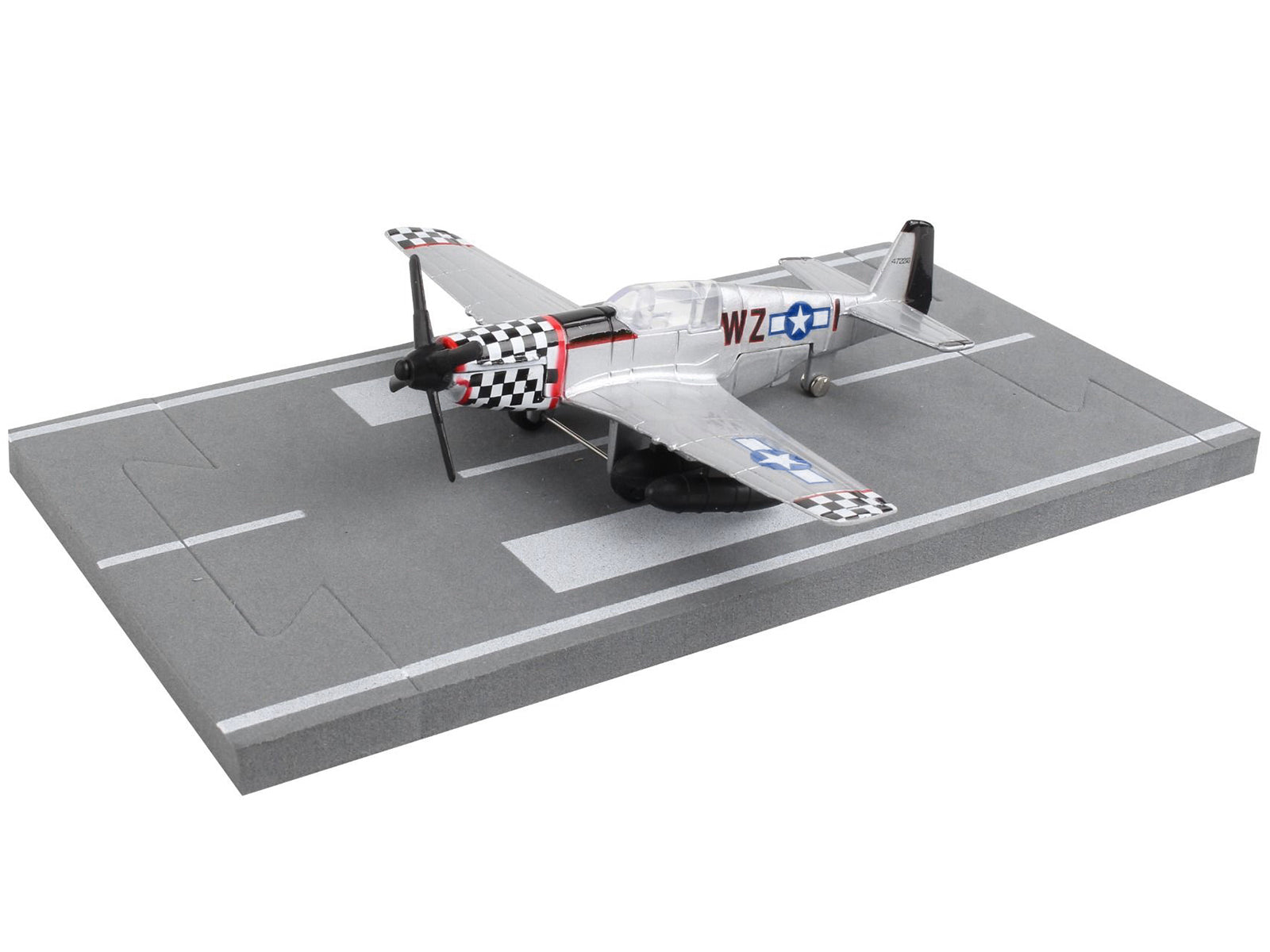 North American P-51 Mustang Fighter Aircraft Silver Metallic "United States Army Air Force" with Runway Section Diecast Model Airplane by Runway24 - image 3