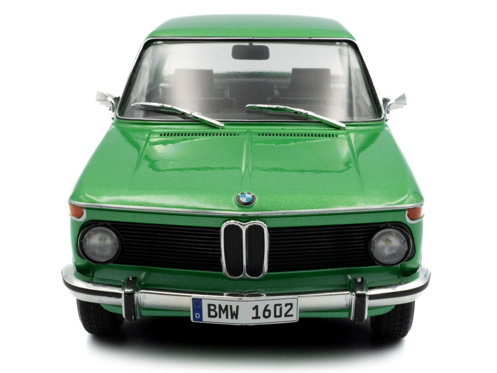1971 BMW 1602 Taiga Green Metallic 1/18 Diecast Model Car by Solido - image 5