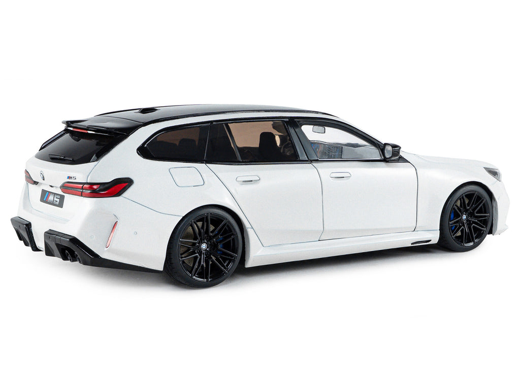 2025 BMW M5 Touring Alpine White with Black Top 1/18 Diecast Model Car by Solido - image 5