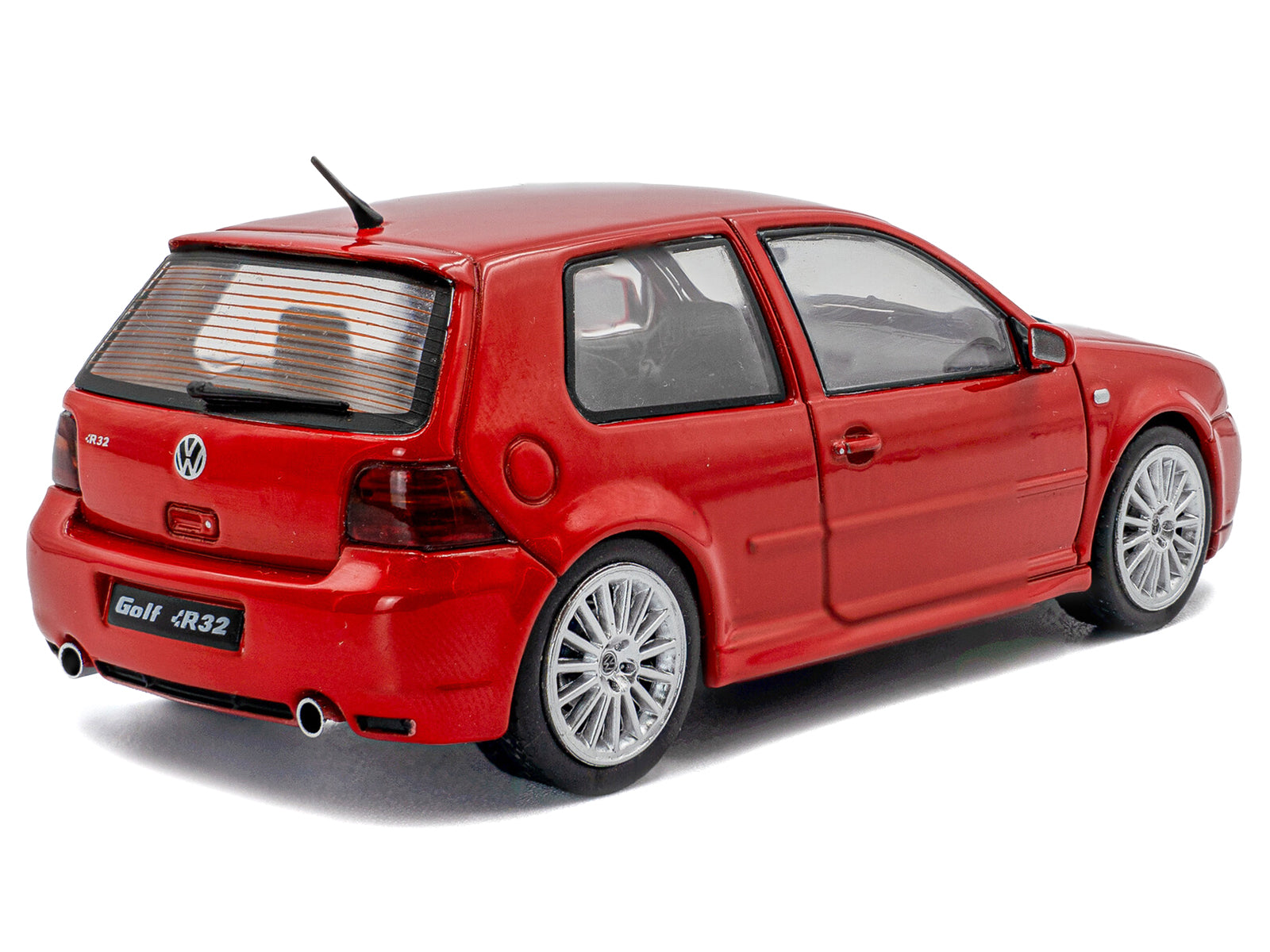 2003 Volkswagen Golf IV R32 Toronto Red 1/43 Diecast Model Car by Solido - image 3