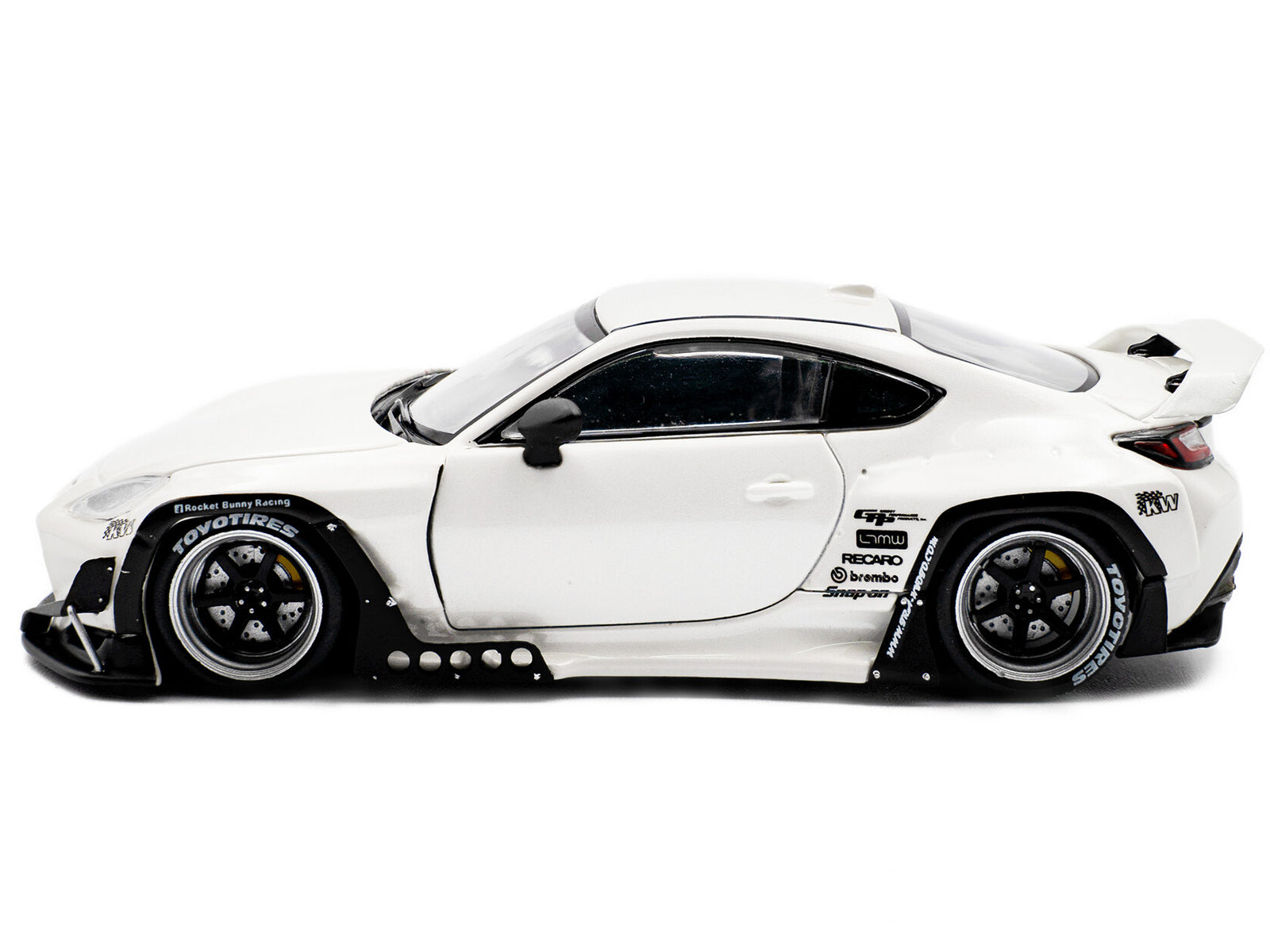 2022 Toyota Pandem GR86 White Metallic 1/43 Diecast Model Car by Solido - image 2