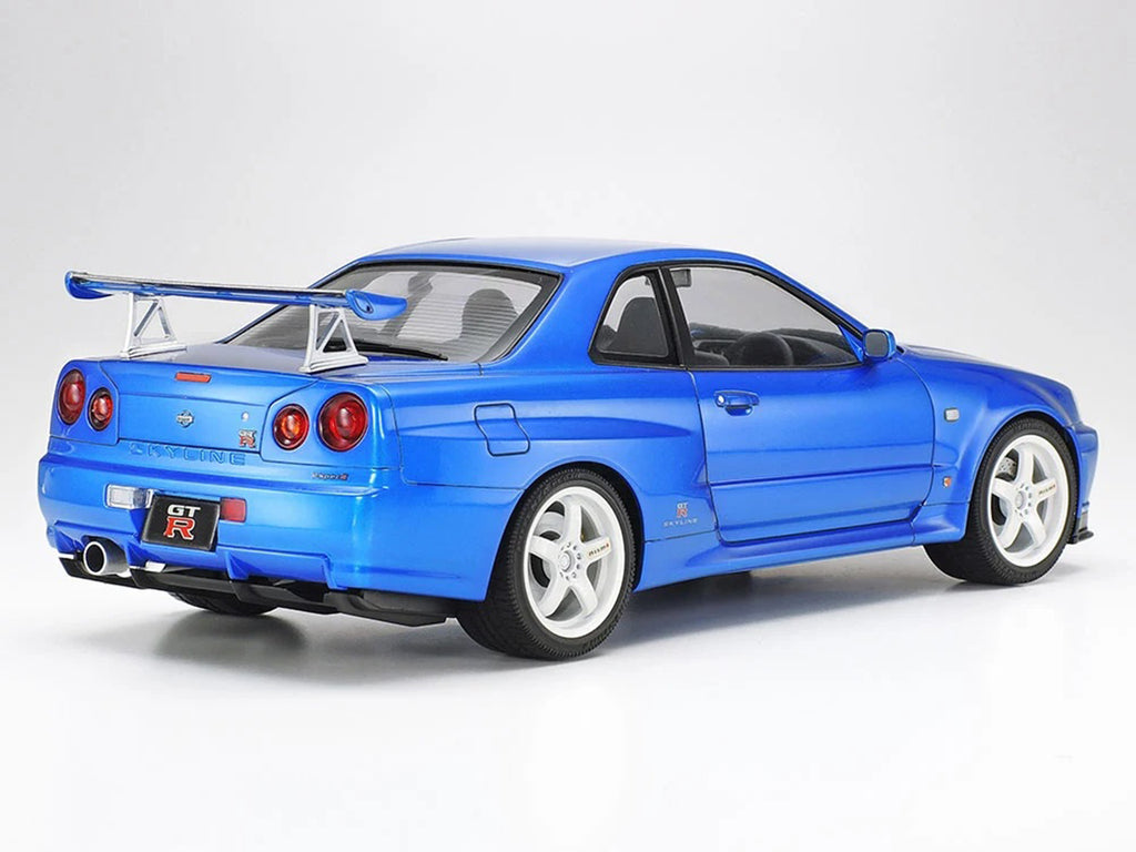 Model Kit Nissan Skyline GT-R (R34) V-Spec II 1/24 Scale Model by Tamiya