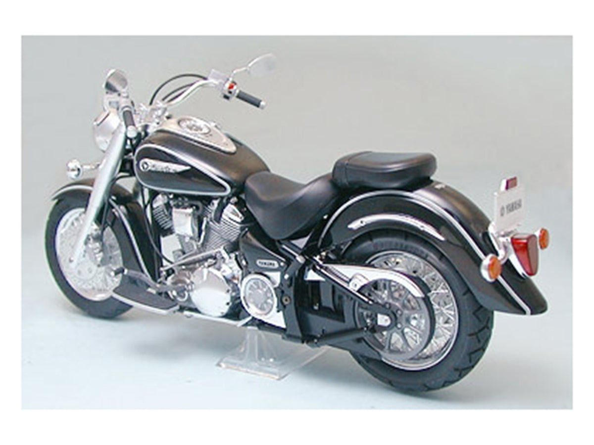 Model Kit Yamaha XV1600 RoadStar Motorcycle 1/12 Scale Model by Tamiya - image 3