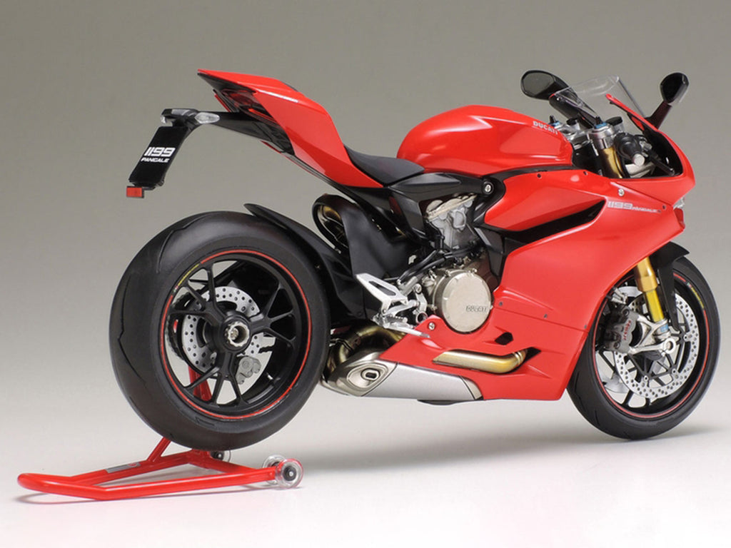 Model Kit Ducati 1199 Panigale S Motorcycle 1/12 Scale Model by Tamiya - image 5