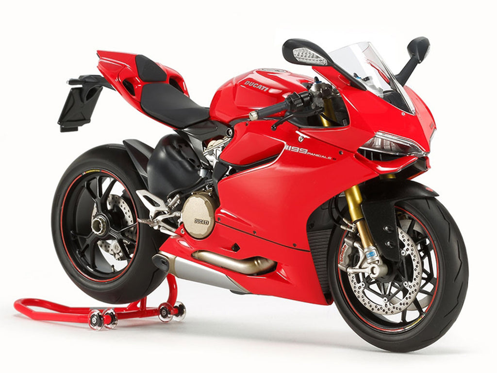 Model Kit Ducati 1199 Panigale S Motorcycle 1/12 Scale Model by Tamiya - image 2