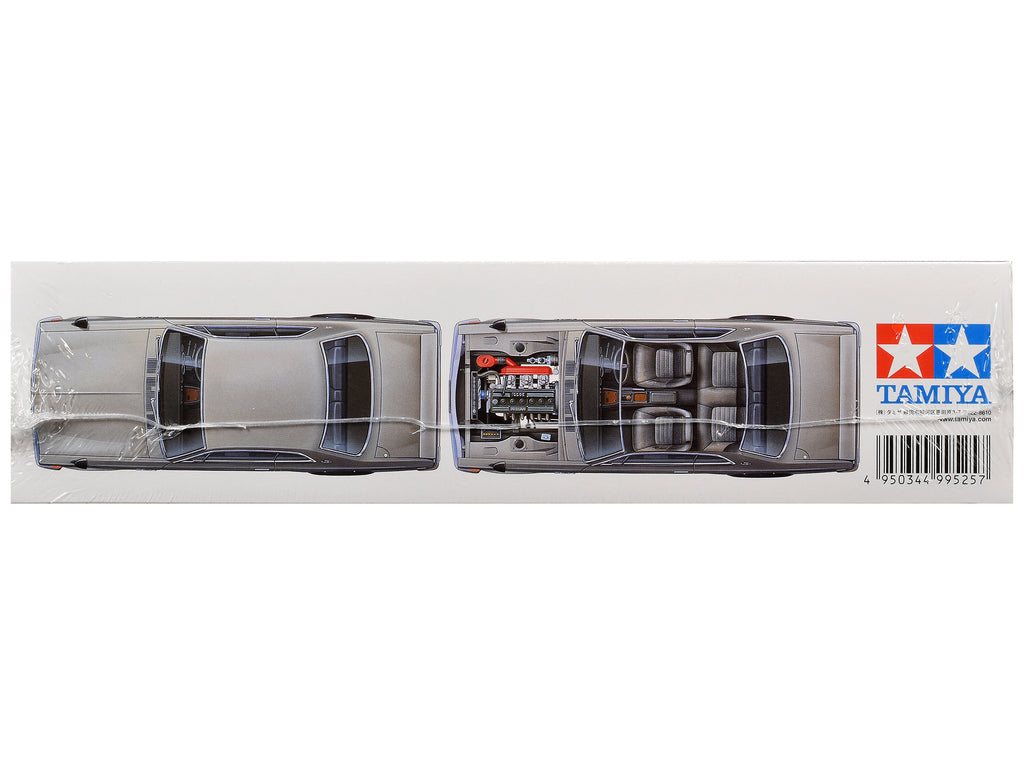 Model Kit Nissan Skyline 2000 GT-R 1/24 Scale Model by Tamiya - image 5