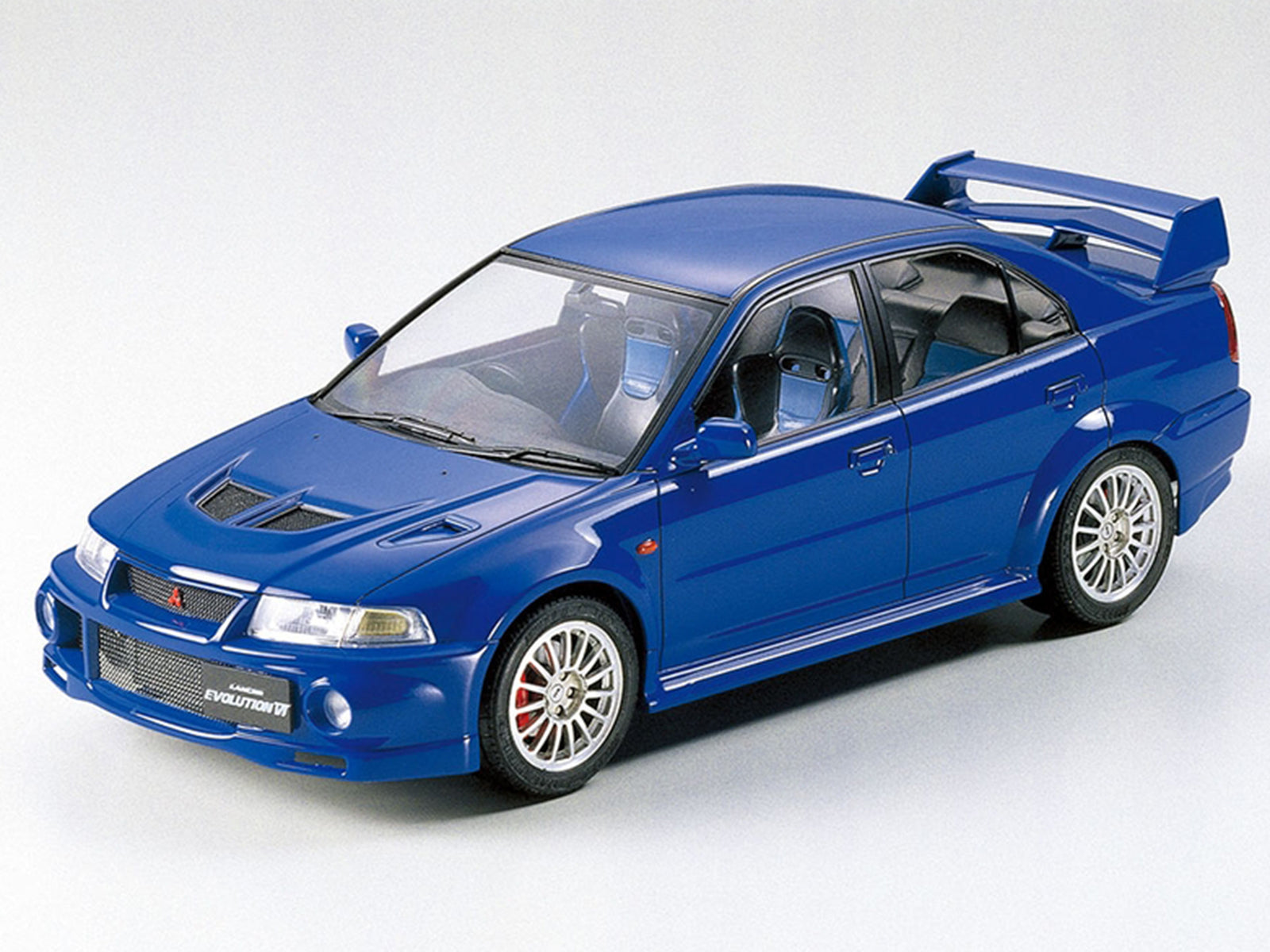Model Kit Mitsubishi Lancer Evolution VI 1/24 Scale Model by Tamiya - image 2