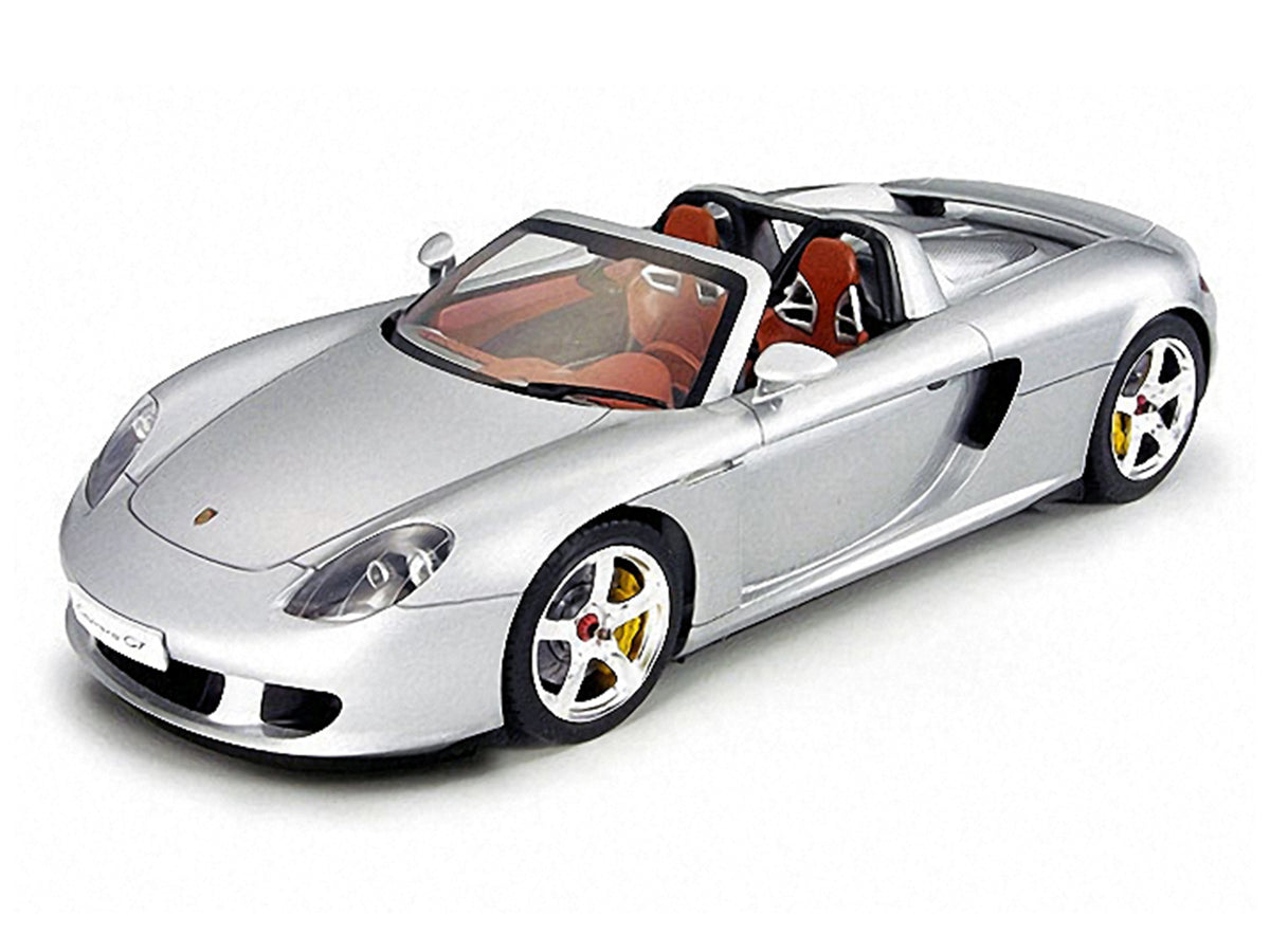 Model Kit Porsche Carrera GT 1/24 Scale Model by Tamiya - image 2