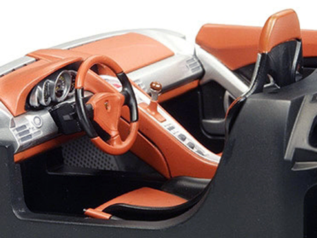 Model Kit Porsche Carrera GT 1/24 Scale Model by Tamiya - image 4
