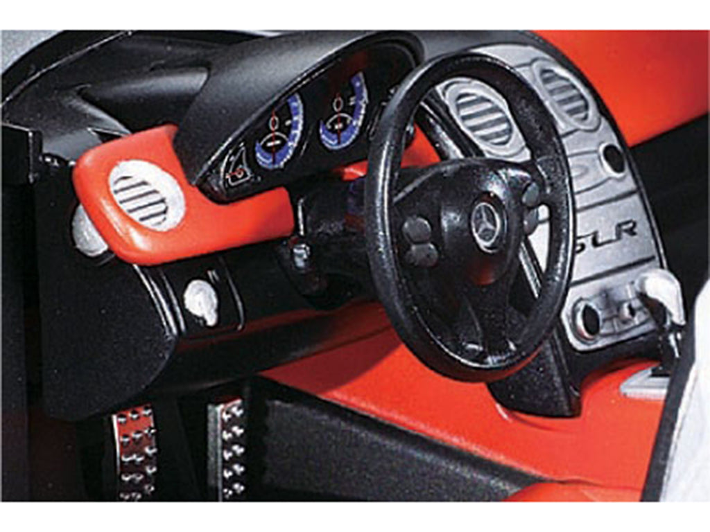 Model Kit Mercedes-Benz SLR McLaren 1/24 Scale Model by Tamiya - image 3