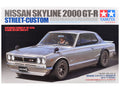 Model Kit Nissan Skyline 2000 GT-R Street-Custom with Figure 1/24 Scale Model by Tamiya