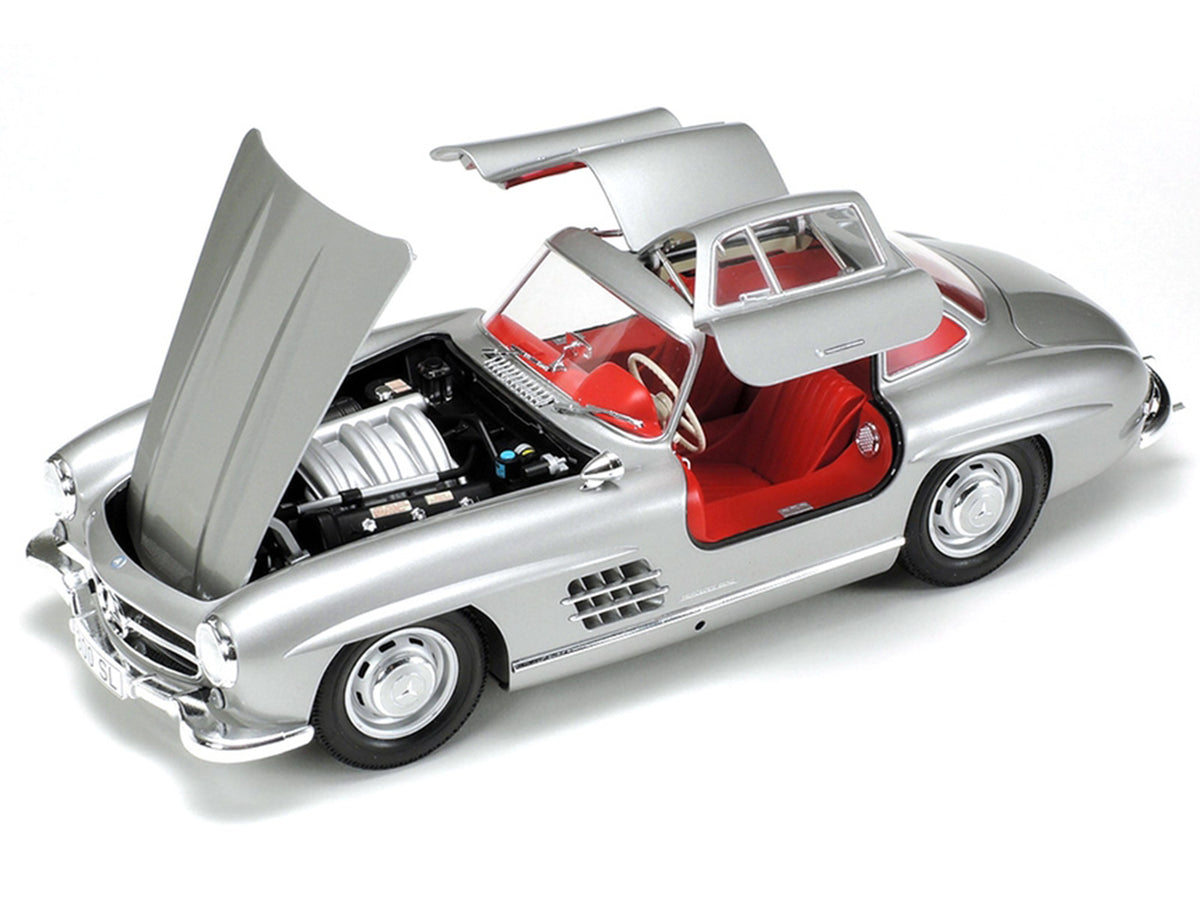 Model Kit Mercedes-Benz 300SL Gullwing 1/24 Scale Model by Tamiya - image 3