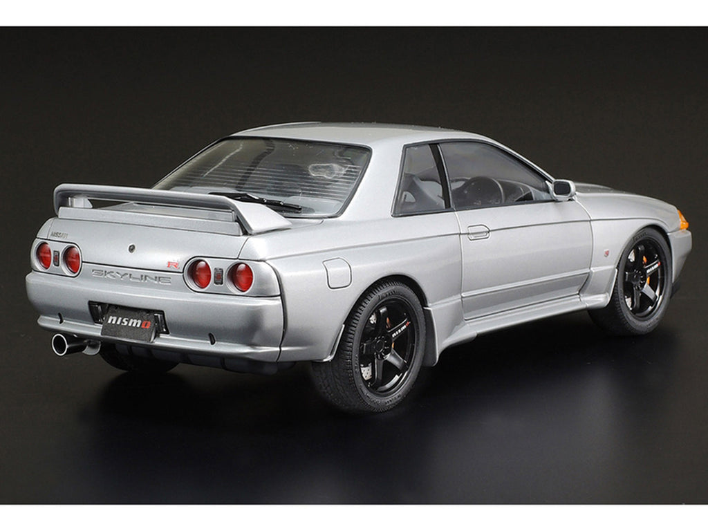 Model Kit Nissan Skyline GT-R (R32) Nismo-Custom 1/24 Scale Model by Tamiya - image 4