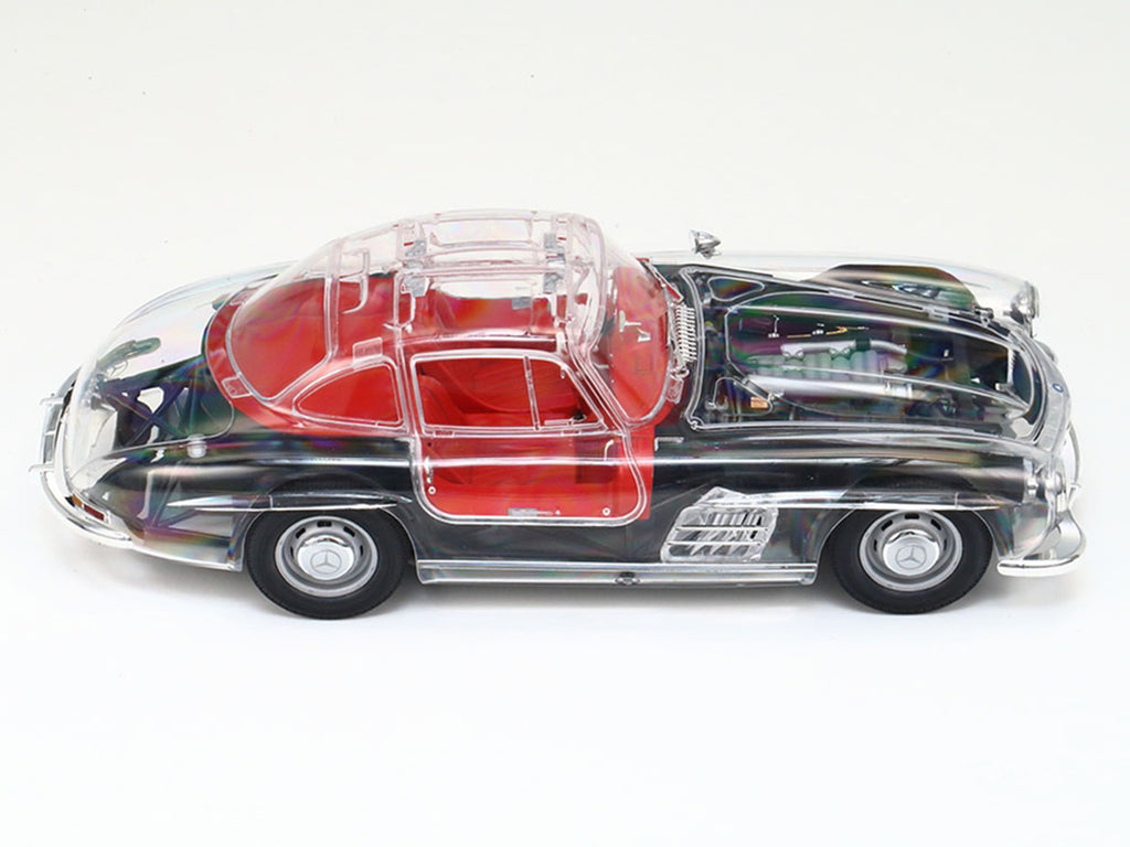 Model Kit Mercedes-Benz 300SL "Full-View" 1/24 Scale Model by Tamiya - image 5