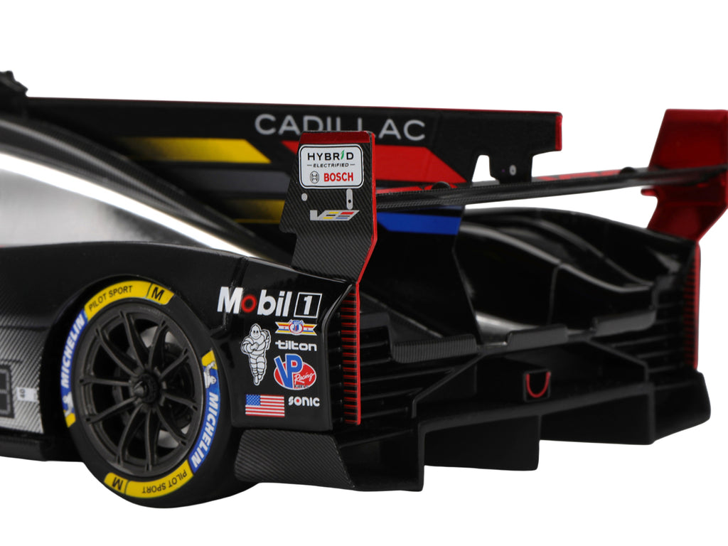 Cadillac V-Series.R #40 Louis Deletraz - Kamui Kobayashi - Jordan Taylor "Cadillac Wayne Taylor Racing" IMSA "24 Hours of Daytona" (2025) 1/18 Model Car by Top Speed - image 4