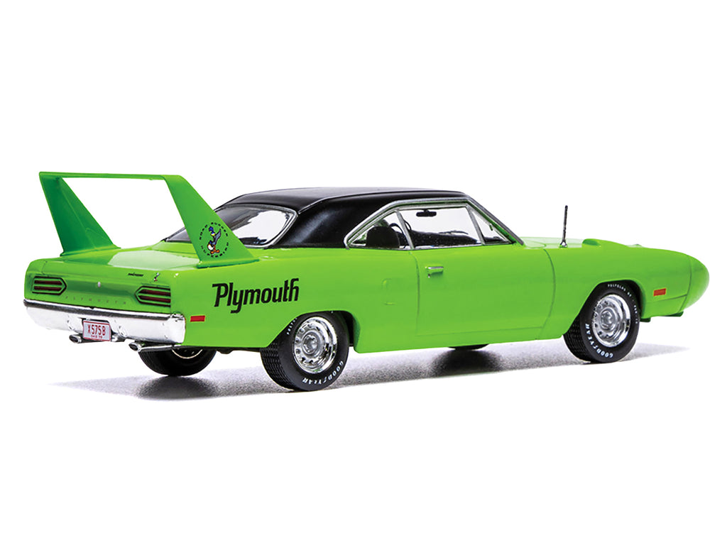 1970 Plymouth Road Runner Superbird Green with Black Vinyl Top 1/43 Diecast Model by IXO Models - image 3