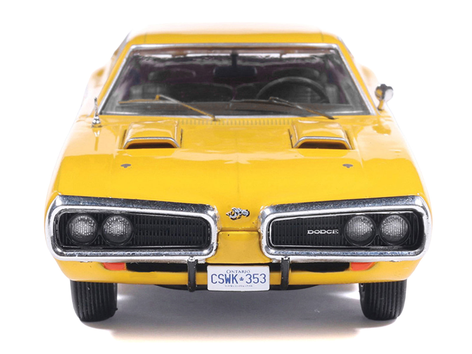 1970 Dodge Coronet Super Bee Yellow with Black Stripes 1/43 Diecast Model by IXO Models - image 3