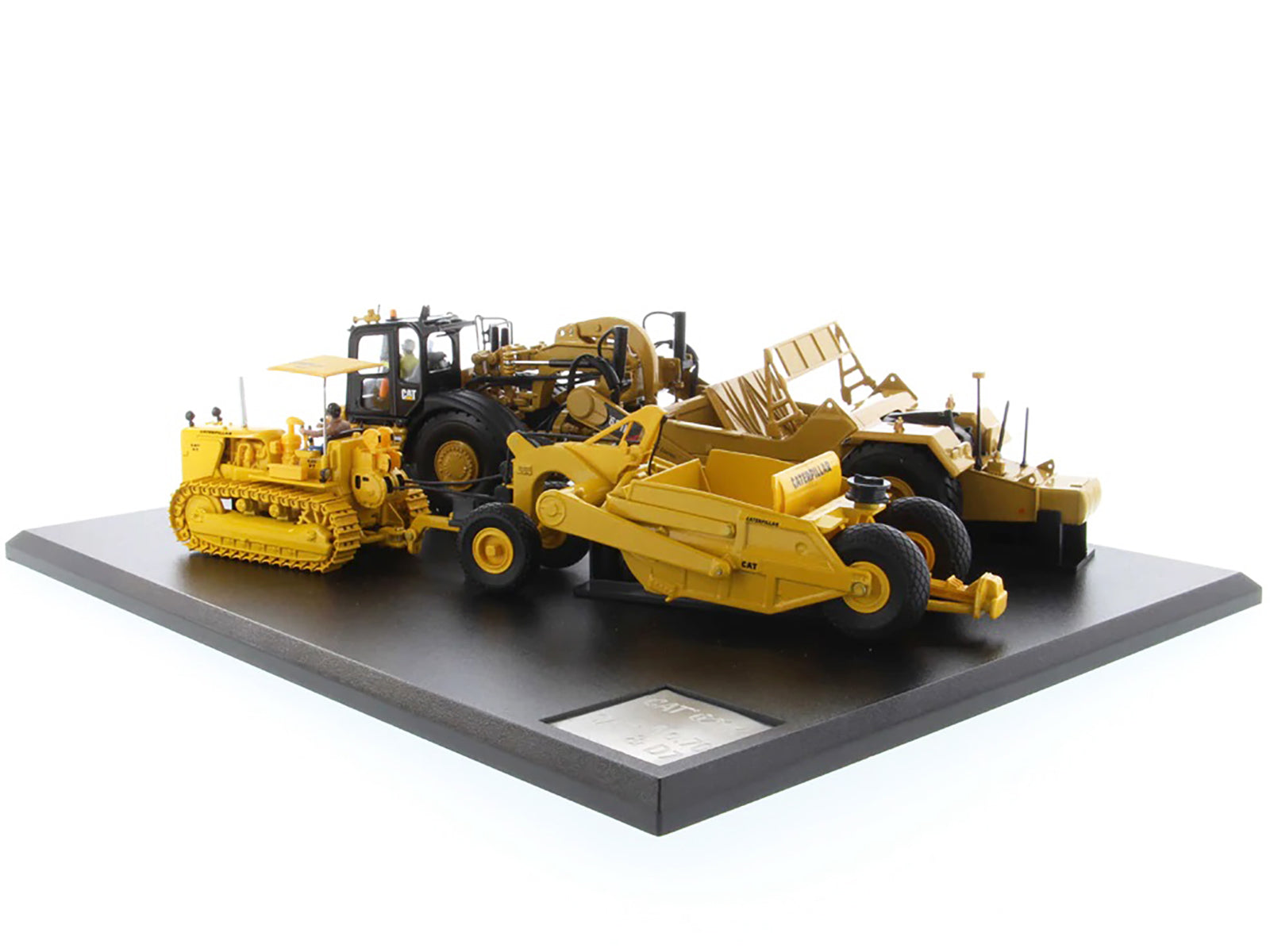 CAT Caterpillar 621K Tractor Scraper and CAT Caterpillar D7 Track-Type Tractor with No. 70 Scraper Set "Evolution Series" 1/50 Diecast Models by Diecast Masters - image 2