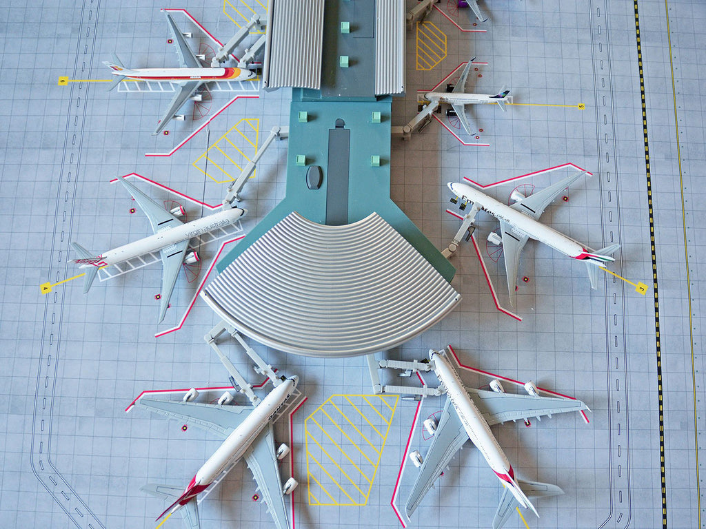 Deluxe Airport Mat for 1/400 Scale Models by GeminiJets - image 3