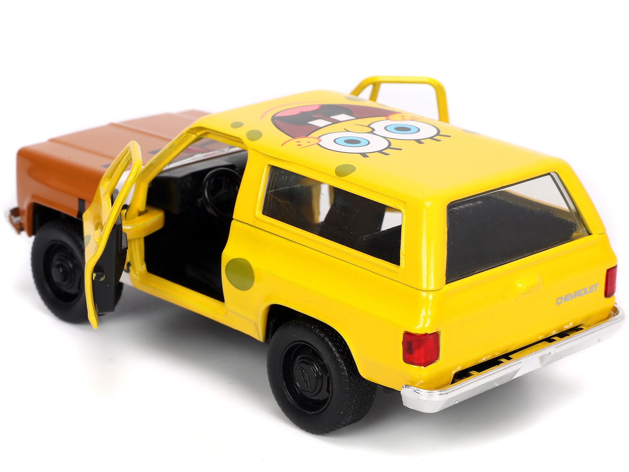 1980 Chevrolet K5 Blazer with SpongeBob SquarePants Diecast Figurine "Hollywood Rides" Series 1/32 Diecast Model Car by Jada - image 4