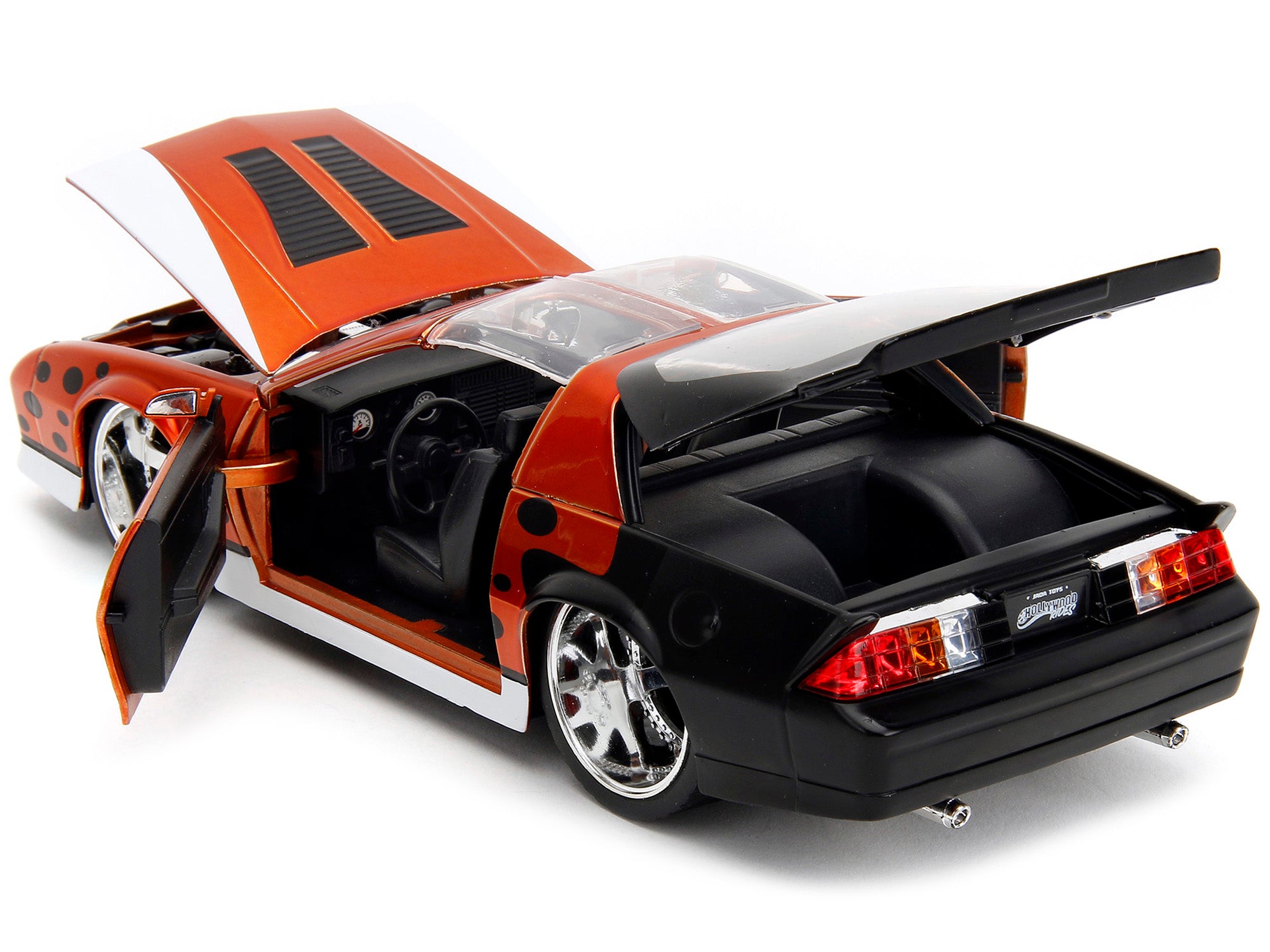 1985 Chevrolet Camaro Z/28 Orange Metallic with Graphics and Chester Cheetah Diecast Figure "Cheetos" "Hollywood Rides" Series 1/24 Diecast Model Car by Jada - image 4