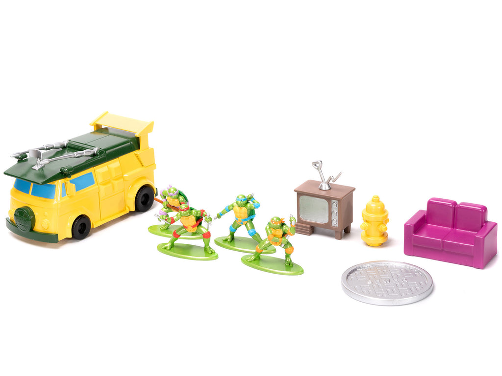 "Teenage Mutant Ninja Turtles" Turtle Lair Diorama Set with Figures and Party Wagon "Nano Scene" Series Model by Jada - image 4