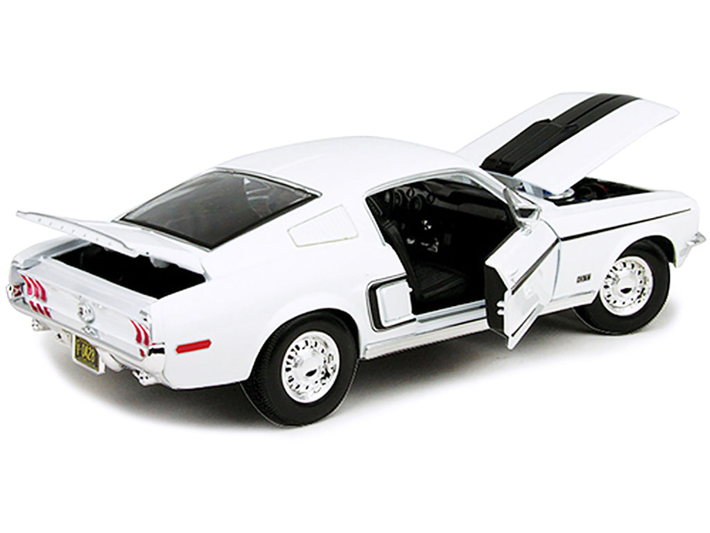 1968 Ford Mustang CJ Cobra Jet White 1/18 Diecast Model Car by Maisto - image 3