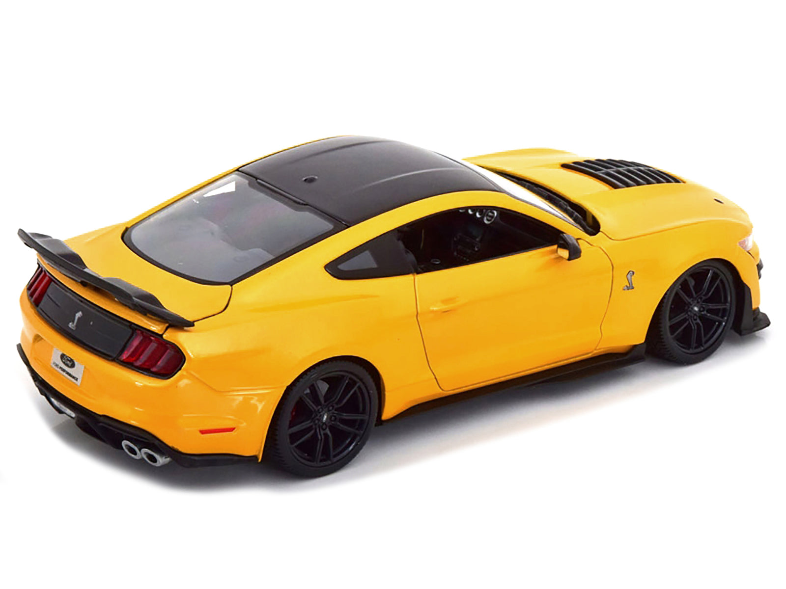 2020 Ford Mustang Shelby GT500 Yellow with Black Top "Special Edition" 1/18 Diecast Model Car by Maisto - image 4
