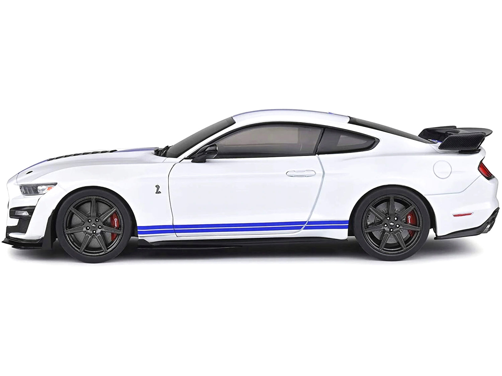 2020 Ford Mustang Shelby GT500 White with Blue Stripes "Special Edition" 1/18 Diecast Model Car by Maisto - image 3