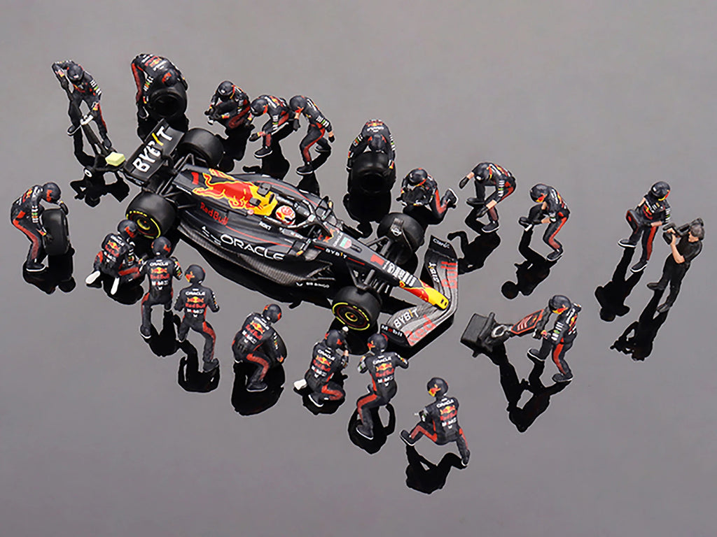 Mini GT MGTS0014 Red Bull RB19 Max Verstappen Japanese GP 2023 1/64 pit crew set - image 1