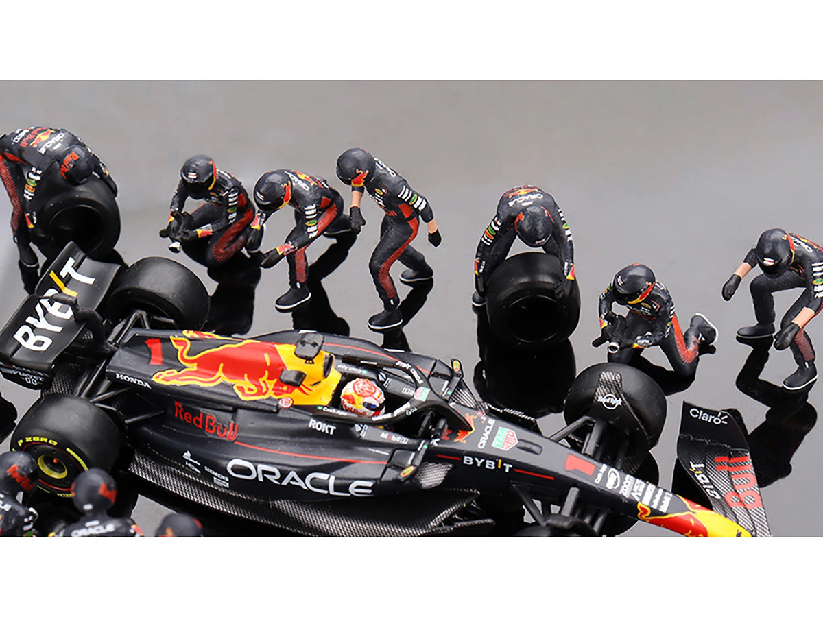 Mini GT MGTS0014 Red Bull RB19 Max Verstappen Japanese GP 2023 1/64 pit crew set - image 2