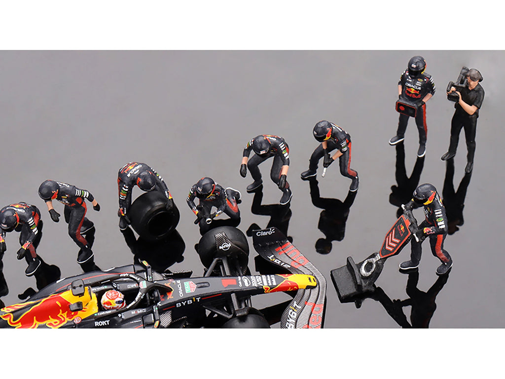Mini GT MGTS0014 Red Bull RB19 Max Verstappen Japanese GP 2023 1/64 pit crew set - image 3