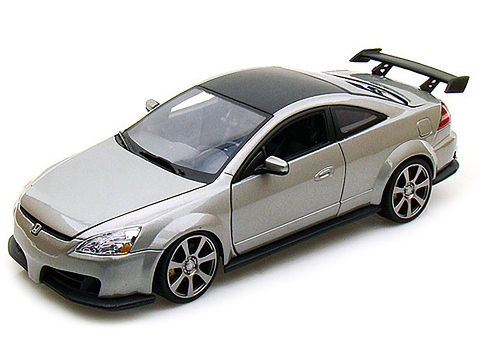 2003 Honda Accord Gray Metallic 1/18 Diecast Model Car by Motormax - image 2