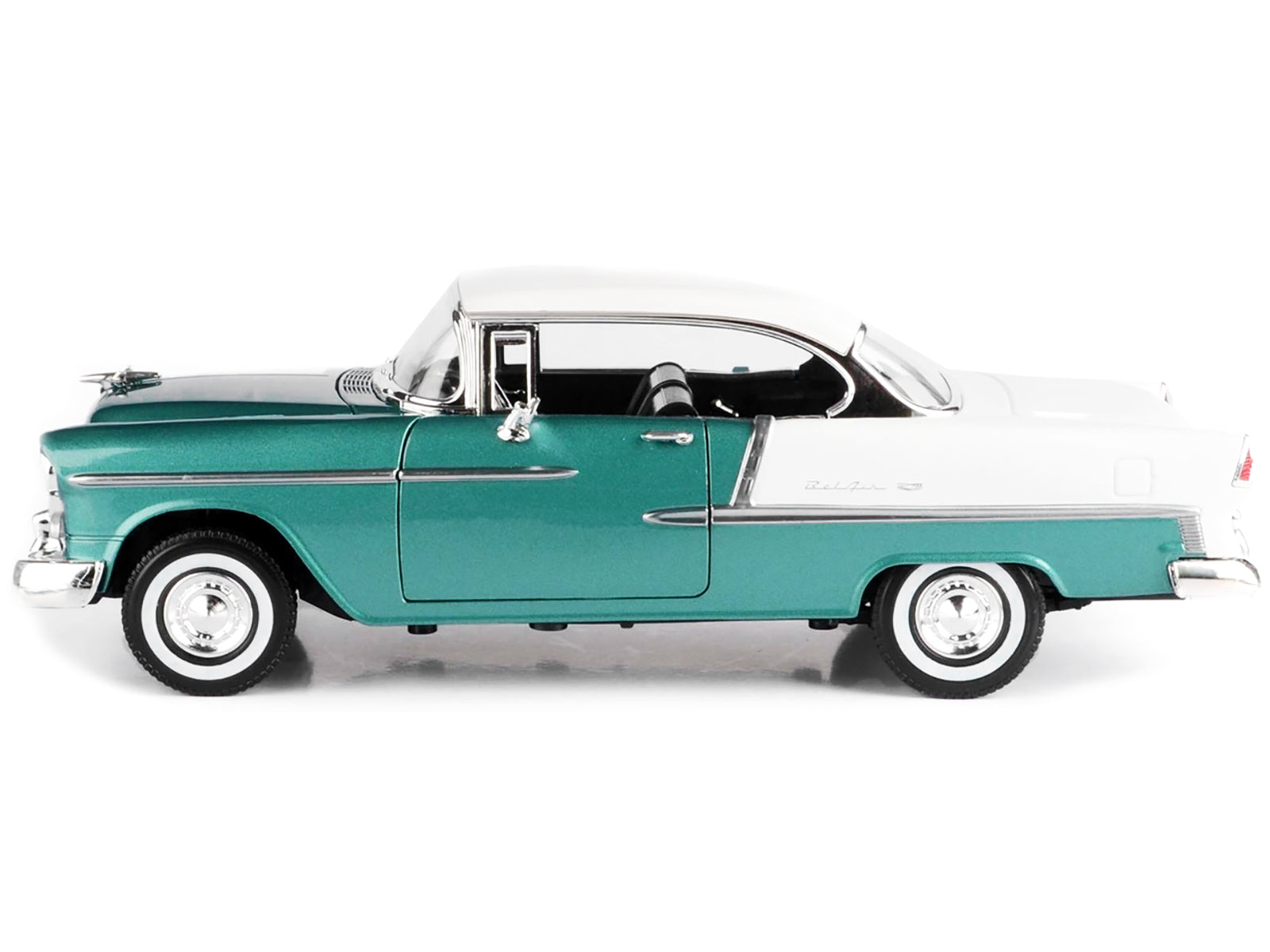 1955 Chevrolet Bel Air Hard Top Green Metallic and White 1/18 Diecast Model Car by Motormax - image 2