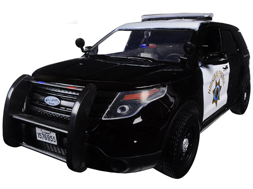 2015 Ford Interceptor Police Utility "California Highway Patrol" (CHP) Black and White 1/24 Diecast Model Car by Motormax - image 2