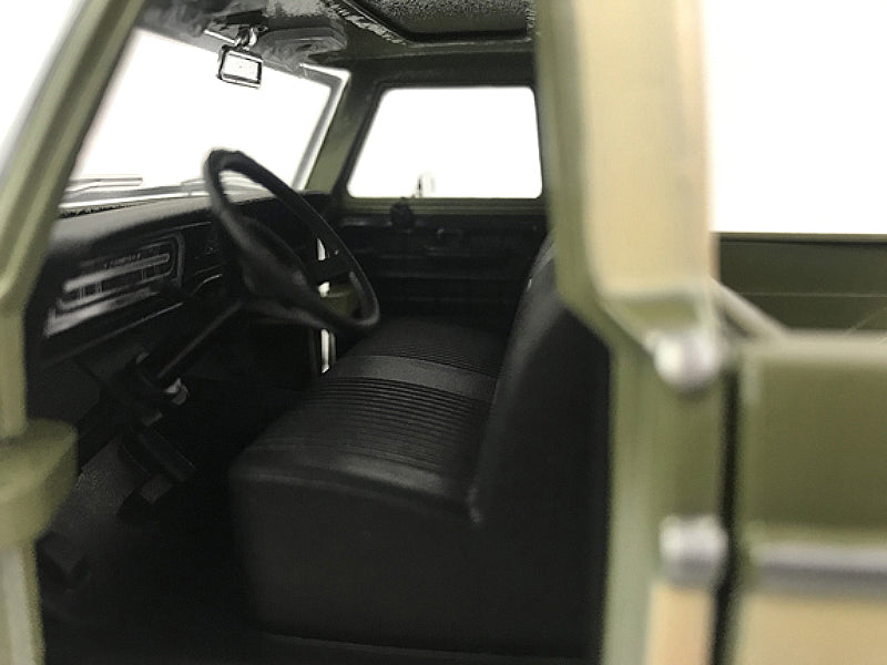 1969 Ford F-100 Pickup Truck Light Green and Cream 1/24 Diecast Model Car by Motormax - image 2