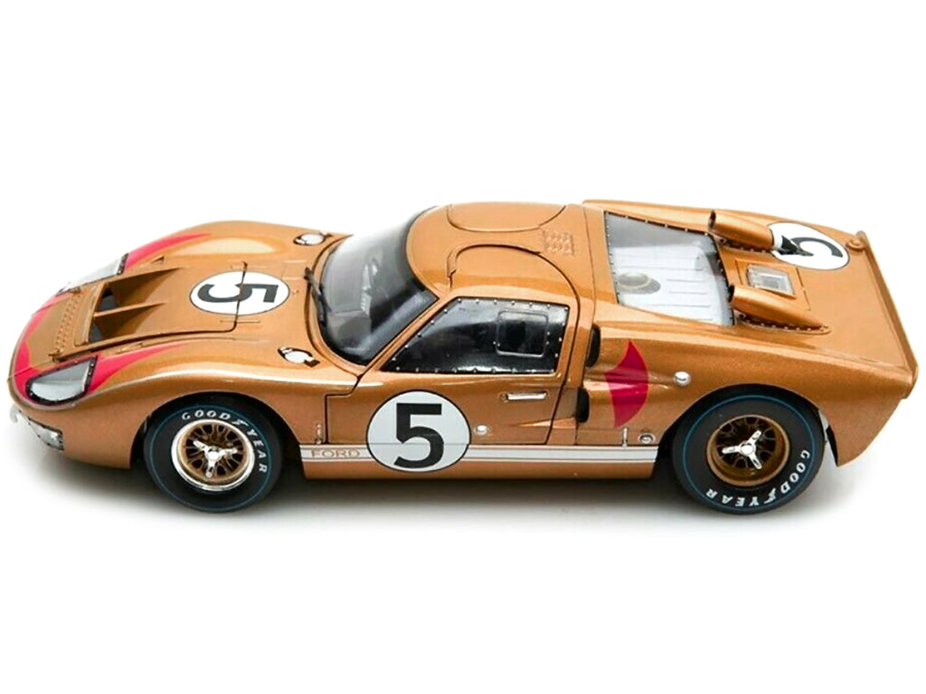1966 Ford GT-40 MK II RHD (Right hand Drive) #5 Gold 24H of Le Mans 1/18 Diecast Model Car by Shelby Collectibles - image 3